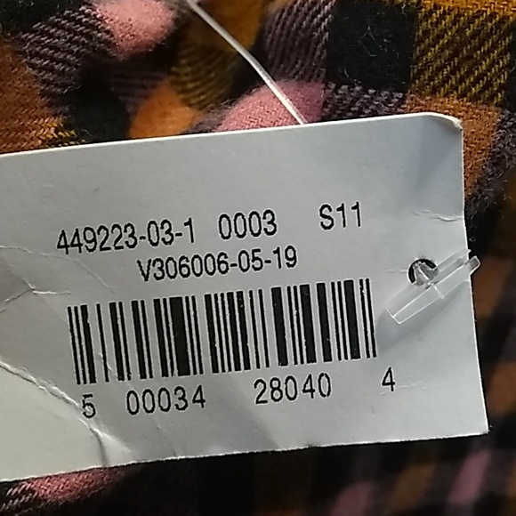 FINAL MARKDOWN Ladies' NWT Old Navy Flannel Top (L) - Picture 5 of 10